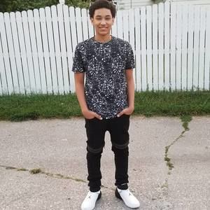 Meet your Posher, Eric